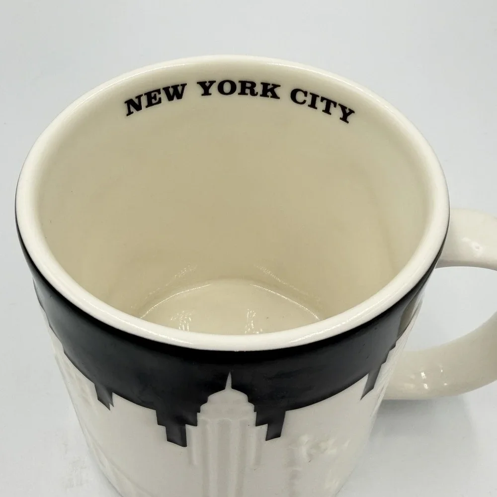 2012 Starbucks NEW YORK CITY Mug Collectors Series Relief Skyline Taxi 16oz 3D